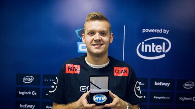 MISSING ：不管对手是谁，我们是下定决心要去MSI的